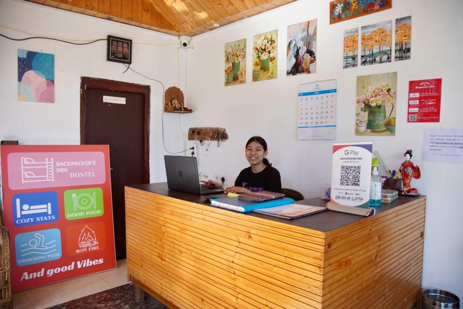הוסטל גנגטוק Backpackers Den מראה חיצוני תמונה